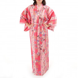 kimono giapponese yukata in cotone rosa, GEISHA, geisha di bellezza su sfondo a righe