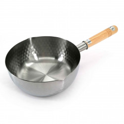 Stainless steel saucepan