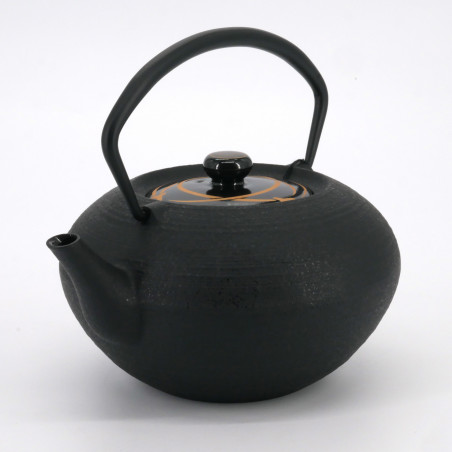 Small round Japanese prestige cast iron teapot, CHÛSHIN KÔBÔ HIRATSUBO, KAMON, 0.7 L