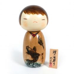 Kokeshi in legno di carpa giapponese che svetta in una cascata - KOI NO TAKINOBORI