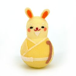 Okiagari shichifuku usagi doll of happiness in chirimen fabric - OKIAGARI SHICHIFUKUUSAGI FUKUROKUJU - 5.5 cm
