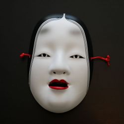 maschera bianca donna raffinata ZOHONNA