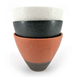 Set di 3 tazze da tè in ceramica, rosso mattone, nero, bianco - TORIKORORU