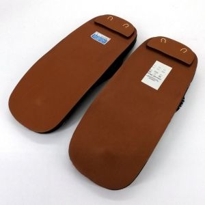 Pair of Japanese fabric zori sandals, KAMAWANU