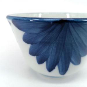 Taza de té de cerámica japonesa, pétalos blancos y azules - AOI HANABIRA