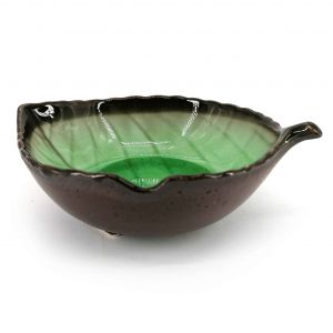 Small Japanese ceramic dish, leaf - HA