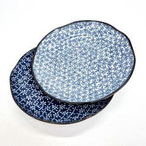 Duo of round Japanese chrysanthemum plates - KIKU