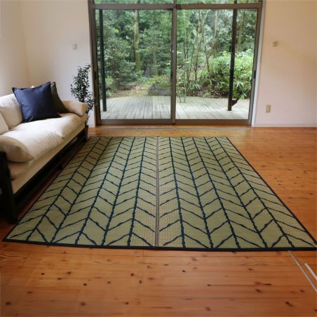 Traditional Japanese carpet, Kipps, rice straw mat