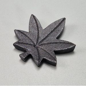  japanese cast iron chopsticks rest maple leaf MOMIJI