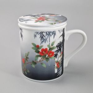 japanische traditionelle Tasse, SUMIE TAKE BOTAN, Bambus- und Pfingstrosenblüten
