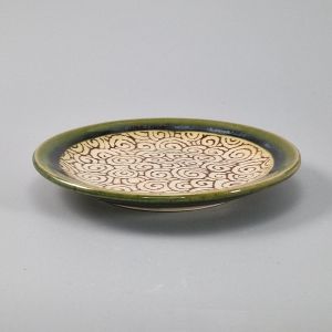 Petite assiette japonaise en céramique émaillée verte et beige - GUNRINKARAKUSA