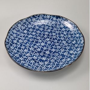 Duo of round Japanese chrysanthemum plates - KIKU