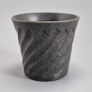 Tazza da tè giapponese svasata in ceramica - KUROBURU