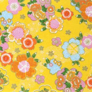 grande feuille papier japonais, YUZEN WASHI, jaune, Motif de fleurs classique